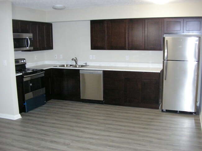 Building Photo - 1055 Winners Cir