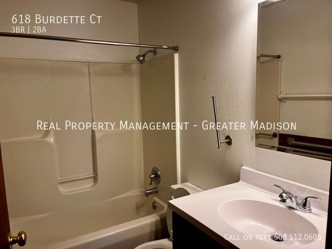 Building Photo - 618 Burdette Ct