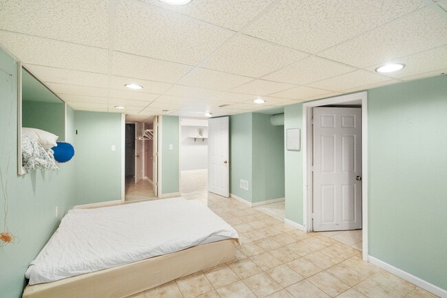 Building Photo - 2670 Pecos Cir