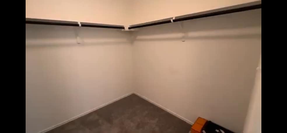 Building Photo - 22611 Bristlegrass Ln