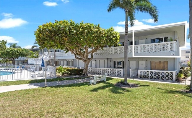 Primary Photo - 2170 NE 51st Ct