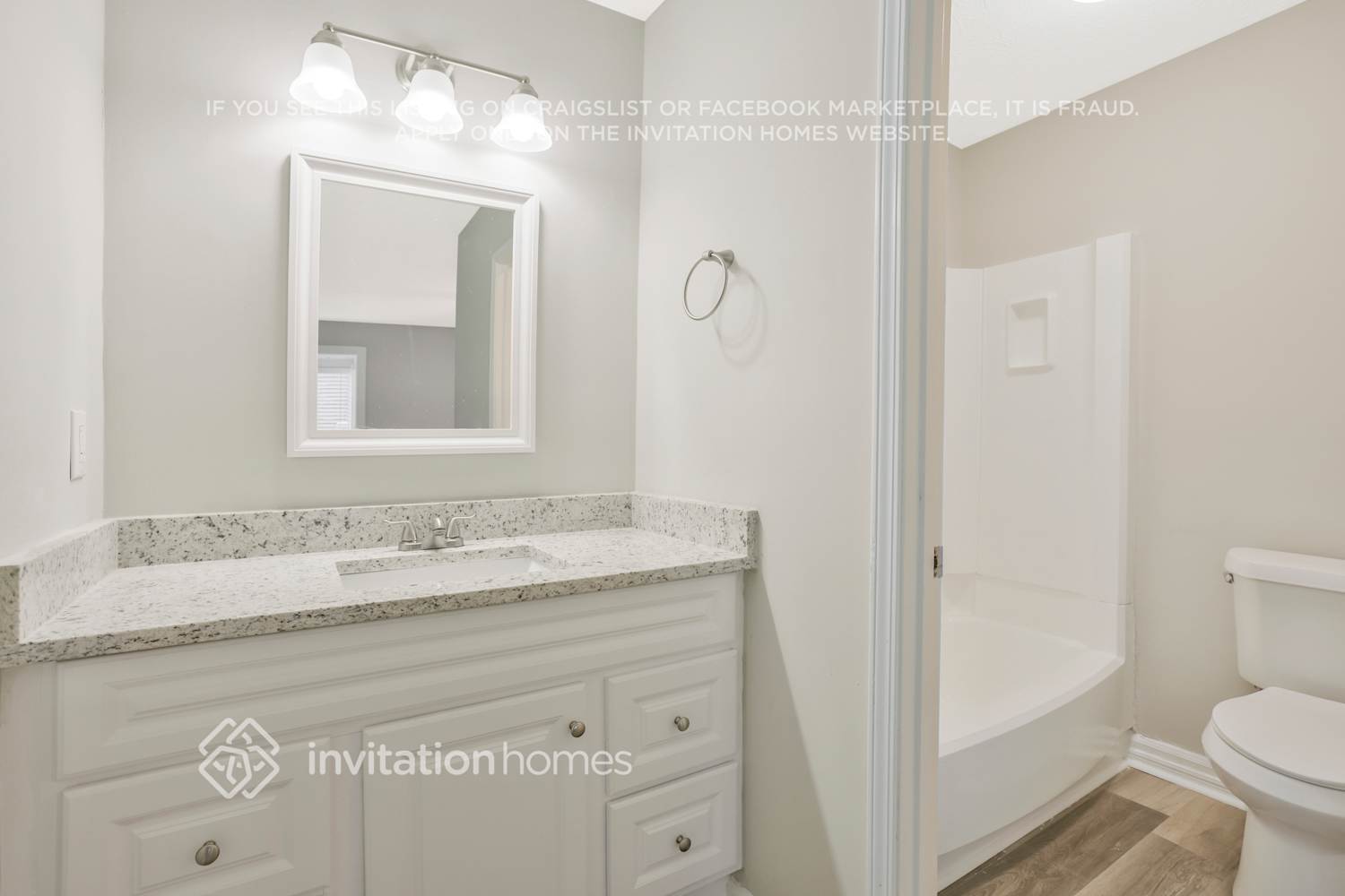 Building Photo - 242 Rustic Ridge Dr NE