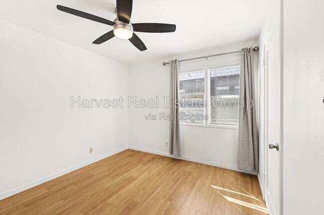 Building Photo - 2233 Ninth St