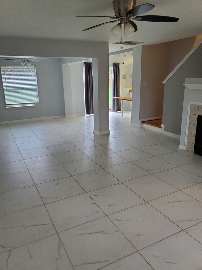 Building Photo - 3626 Nutwood Ln