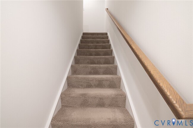 Building Photo - 6932 Leire Ln