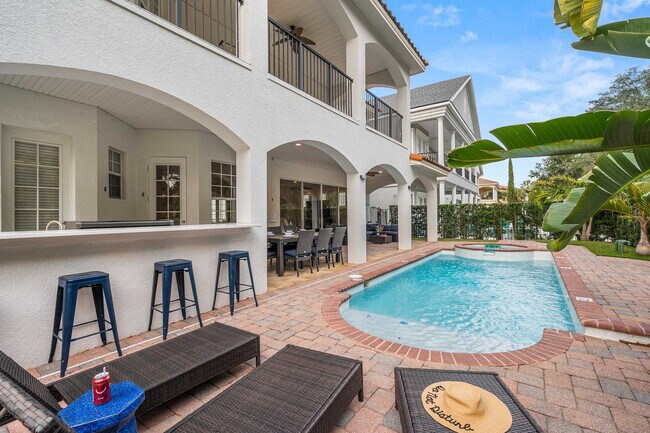 Building Photo - 1227 Radiant St