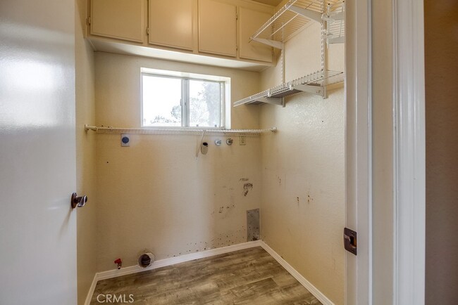 Building Photo - 24351 Marquis Ct