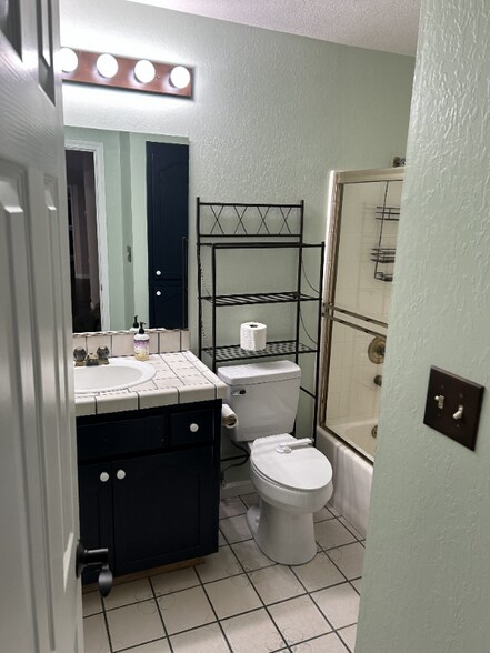 Building Photo - 12911 Covey Cir