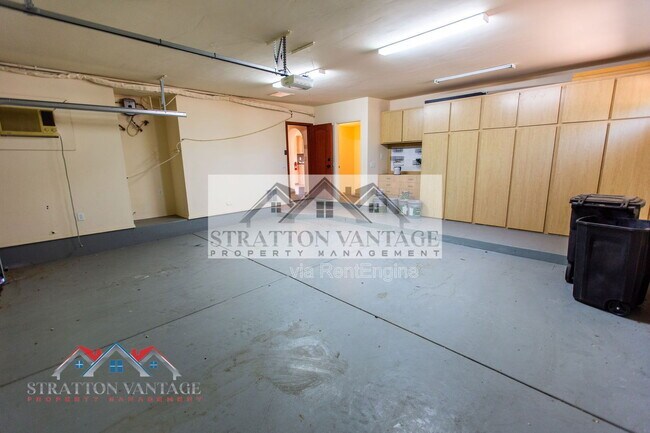 Building Photo - 39614 N 7th St