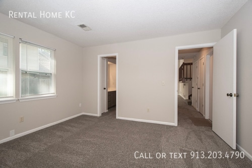 Building Photo - 7434 Santa Fe Dr