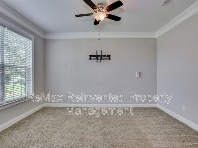 Building Photo - 314 Bella Rose Dr