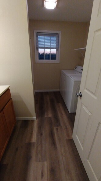 Building Photo - 12516 N 1035th St