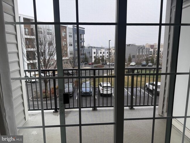 Building Photo - 220 Charles Ellis Dr