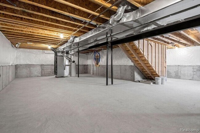 Building Photo - 277 Springview St