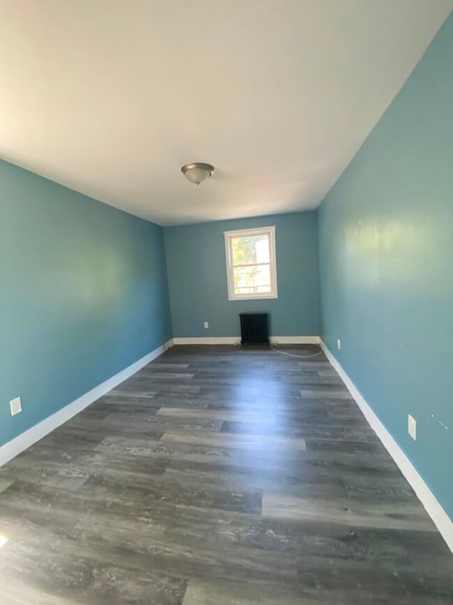 Building Photo - 222 Sommerville Pl
