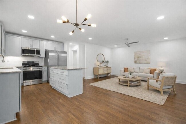 Building Photo - 1949 Handley Ave SW