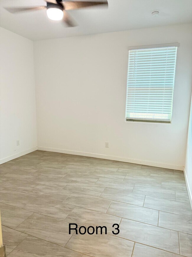 Building Photo - 6628 S Marin Dr