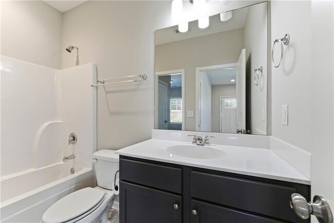 Building Photo - 1780 Sanford Ln