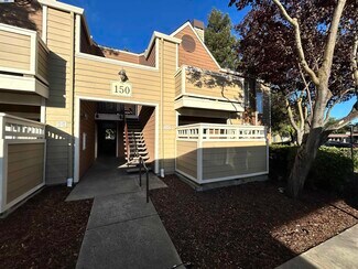 Building Photo - 150 Reflections Dr