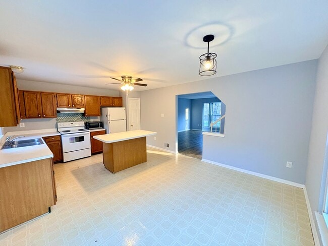 Building Photo - Beautifully Renovated 4-Bedroom Home in Owings Mills, MD!