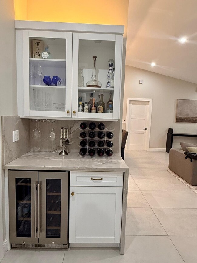 Building Photo - 14191 Snowberry Dr