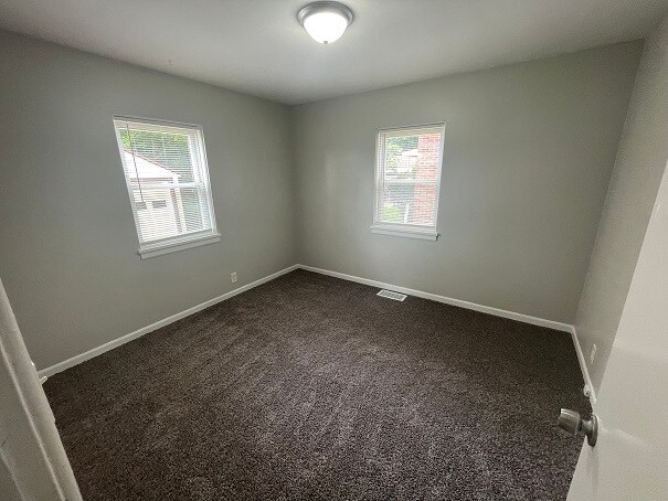 Building Photo - 314 Eola St SE