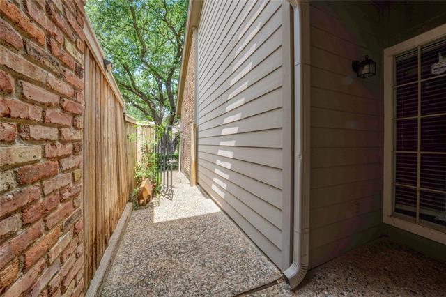 Building Photo - 8518 Coppertowne Ln