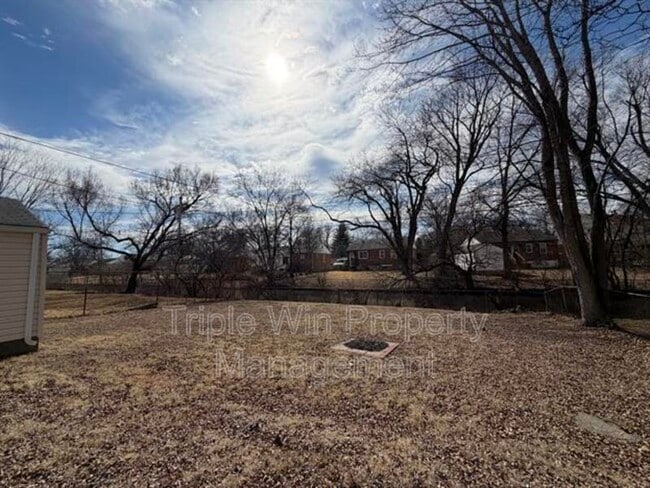 Building Photo - 1145 St Matthew Dr