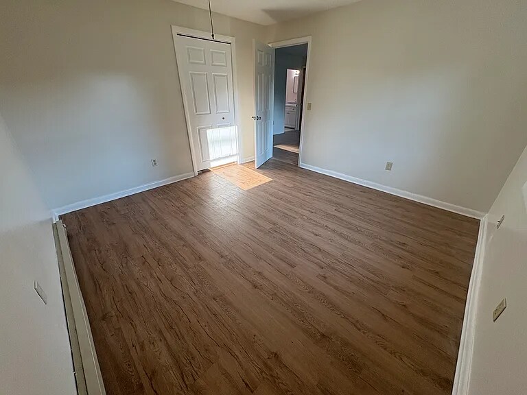 Building Photo - 6 Graves St