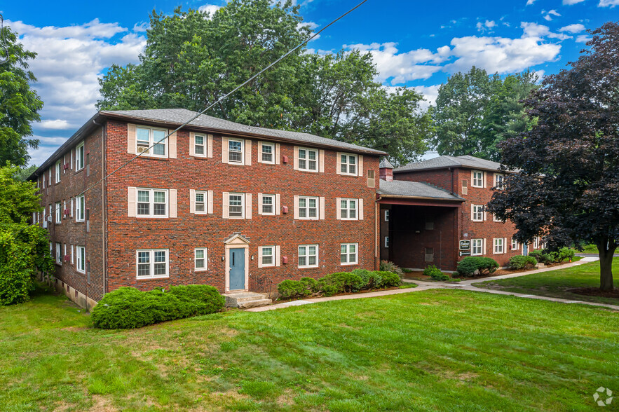 front left - Countryside Apartments