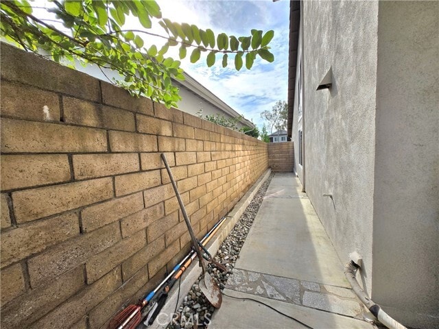 Building Photo - 2173 Seaview Dr