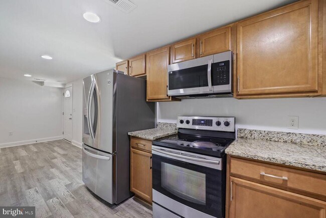 Building Photo - 10213 Duvawn Pl