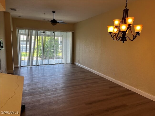 Building Photo - 6918 Satinleaf Rd N