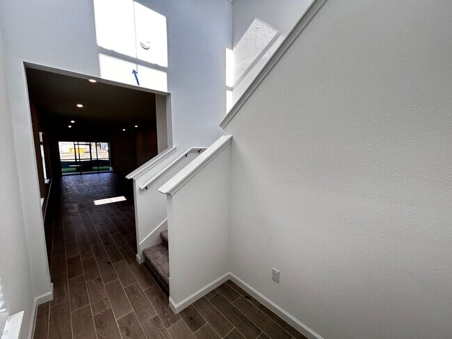 Building Photo - Brand New 4/3.5 Two Story Home with Loft. ...