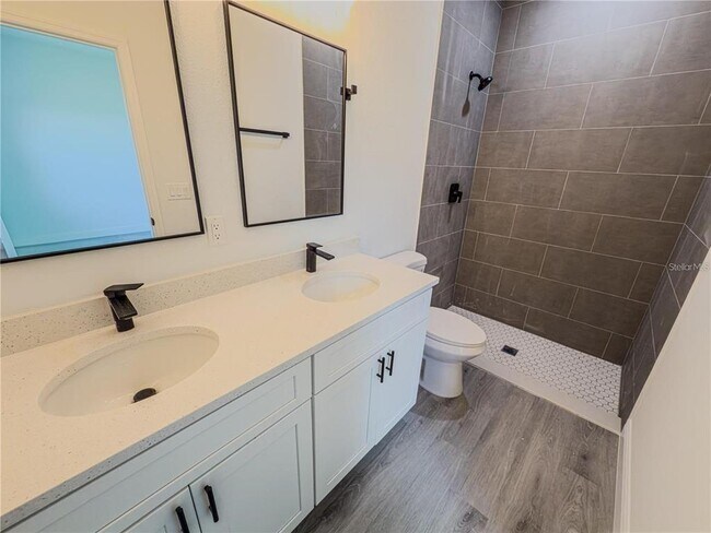 Building Photo - 14245 SW 28th Ct