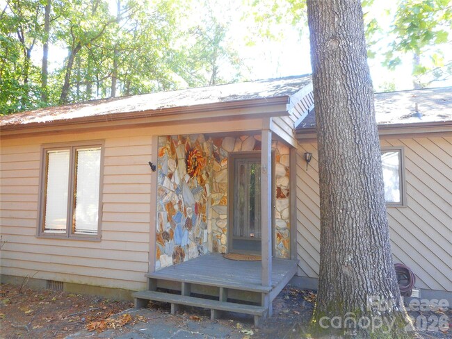 Building Photo - 16161 Tana Tea Cir