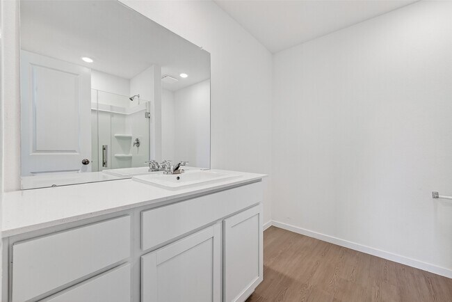 Building Photo - 27703 Seascape Vlg Dr