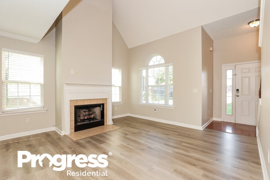 Building Photo - 3208 Sailmist Point