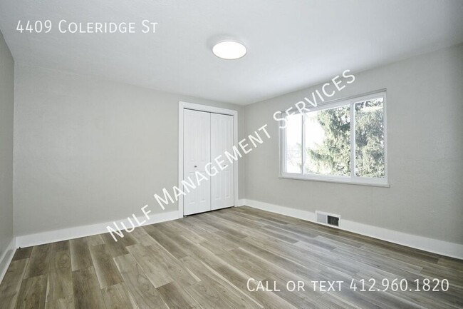 Building Photo - 2 bed, 1 bath duplex in Stanton Heights