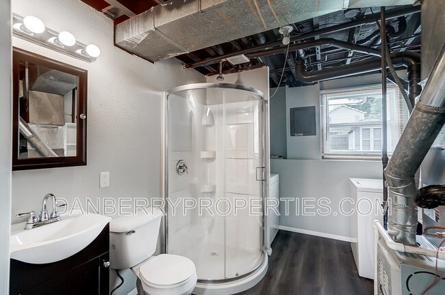 Building Photo - 3539 Turret Green Dr