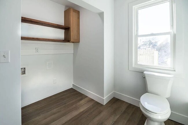 Building Photo - 2102 Morton Ave