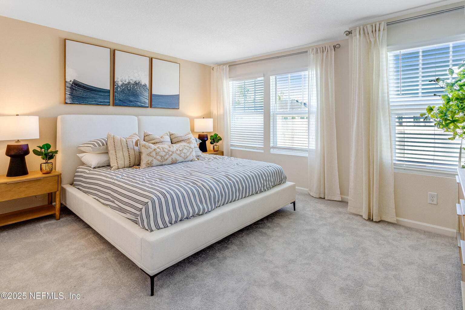 Virtual staged - 559 Holly Lakes Dr