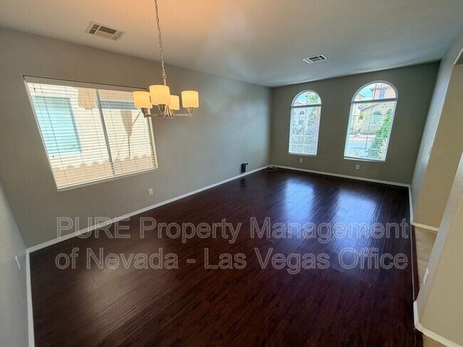 Building Photo - 4320 Laguna Garden Ave
