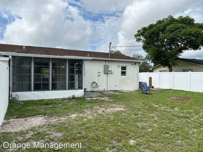 Building Photo - 1 br, 1 bath House - 1180 Baton Dr