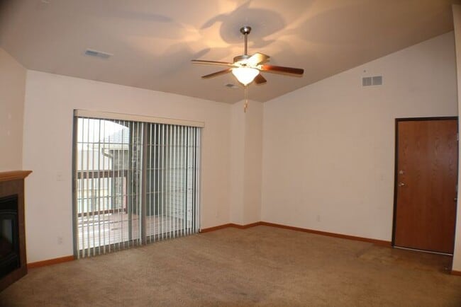 Building Photo - $1,325 | 2 Bedroom, 2 Bathroom Condo | Pet Friendly* | Available for a August 1st, 2026 Move In!*