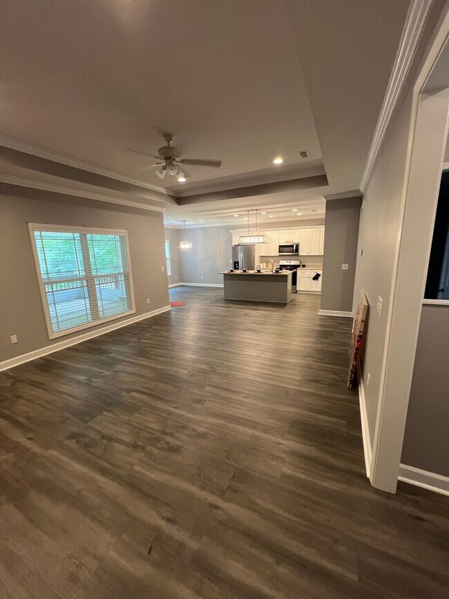 Building Photo - 112 Bellwood Trail