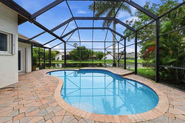 Building Photo - 2644 Miller Ct