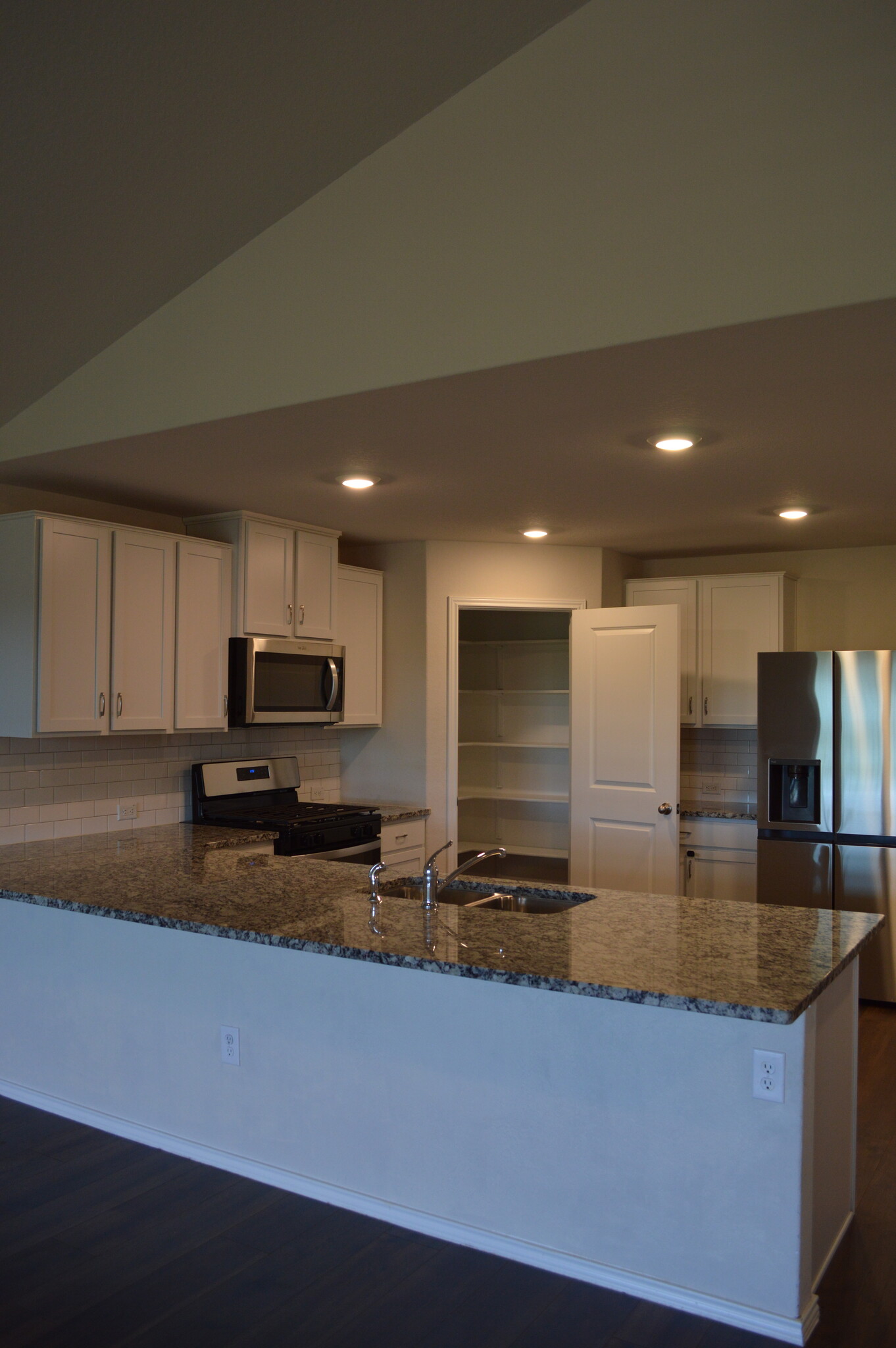 Building Photo - 3926 Copper Riv