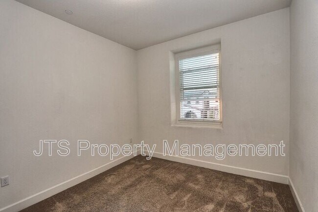 Building Photo - 3606 Nuestra Ave