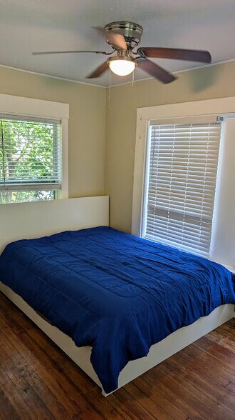 room picture - 2255 1st Ave N